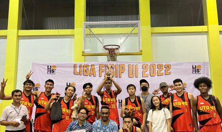 Team Basket UTA’45 Jakarta Mewakili Fakultas Ekonomi Bisnis dan Ilmu Sosial meraih juara II Dalam Liga FISIP UI 2022